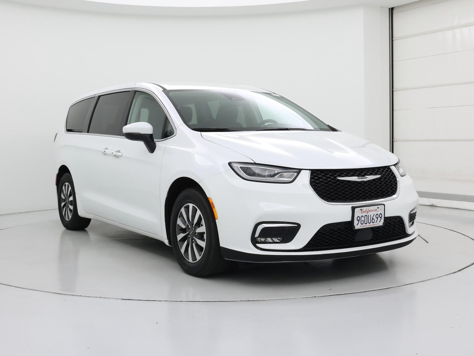 chrysler pacifica hybrid 2023 2C4RC1L76PR501830 image chrysler pacifica hybrid 2023 2C4RC1L76PR501830 image